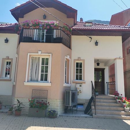 Vila Ana 바일레헤르쿨라네 외부 사진